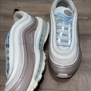 NIKE AIR MAX 97 // SIZE: 8.5 WOMENS